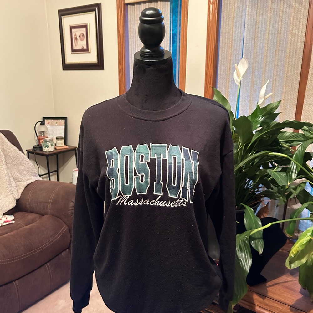 Boston Massachusetts Black Sweater